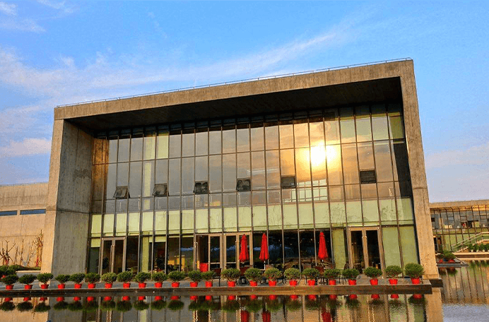 上海赫贤学校(原赫德双语学校）